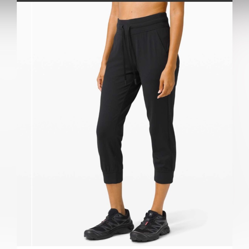 Lululemon Ready to Rulu Jogger Crop